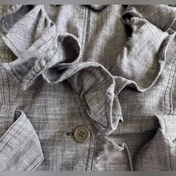 First Option Women's Gray Jacket Blazer
Size Small - Picture 7 of 8